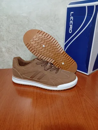 Sneakers Leerd uomo cammello 41 nuove