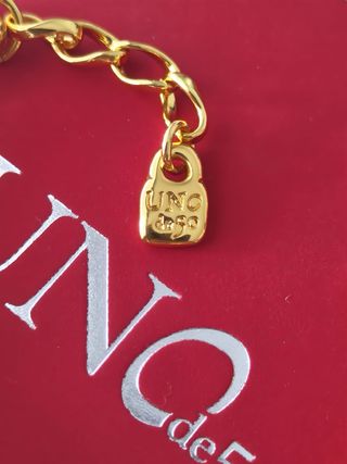 Pulsera Uno de 50 Dorada