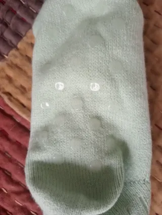 Calcetines largos antideslizantes nuevos