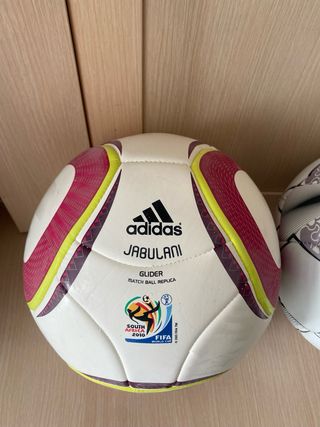 Lote 4 Palloni da Calcio: Jabulani Nike Real Madrid