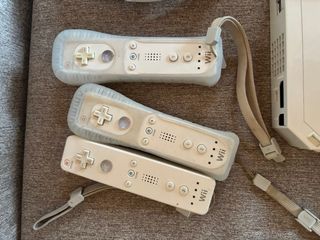 Nintendo Wii con Mario Kart y mandos