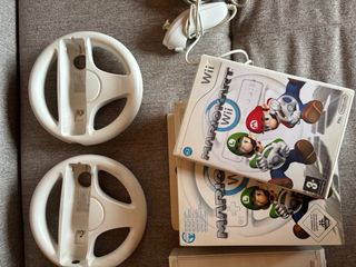 Nintendo Wii con Mario Kart y mandos