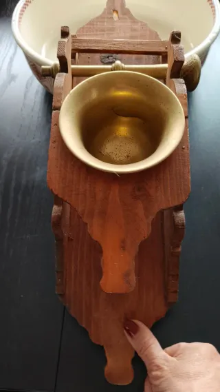 Mortero antiguo de bronce