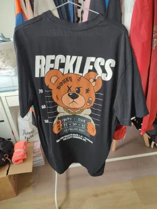 Camiseta Negra New Yorker Oso Reckless