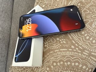 iPhone 14 Pro Max Viola Scuro