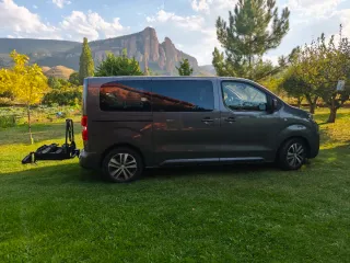 Peugeot Traveller 2017