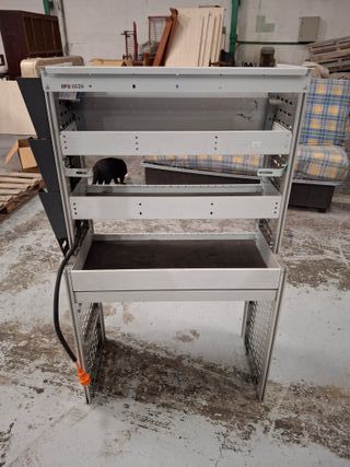 Estantería modular aluminio y acero