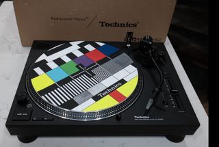 Technics SL1210 MK7 + Aguja Ortofon