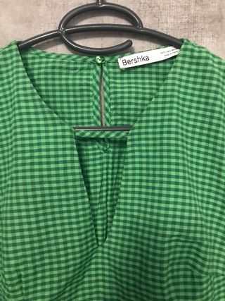 Blusa Bershka cuadros verde