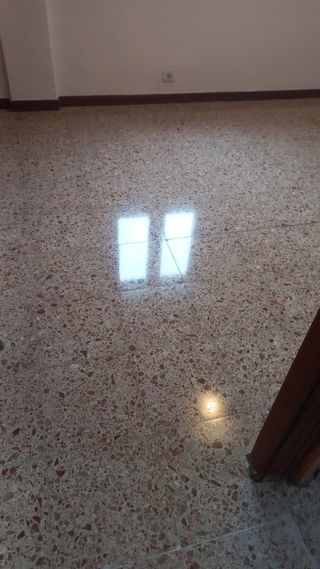 Pulidos y abrillantados- Mármol- terraza- caliza