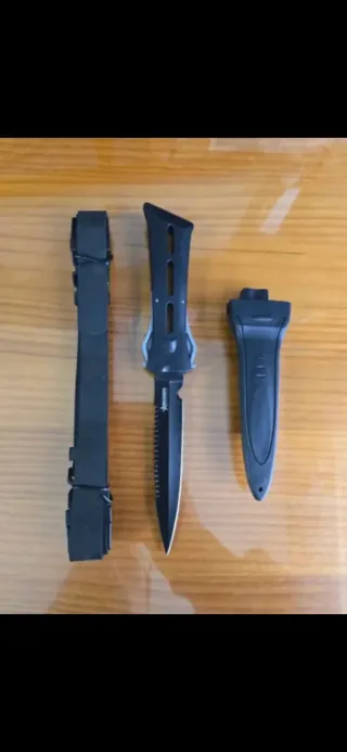 Cuchillo de buceo y pesca submarina