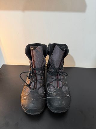 Botas Salomon Negras y Grises