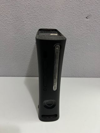 Xbox 360 Negra Funciona, tiene todos los cables