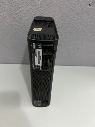 Xbox 360 Negra Funciona, tiene todos los cables