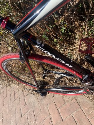 Cannondale CAAD8 Roja bicicleta