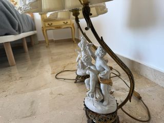 Lámpara Clásica con Figuras de Ángeles