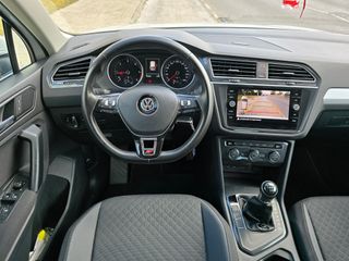 Volkswagen Tiguan 2.0 TDI Sport Rline BlueMotion