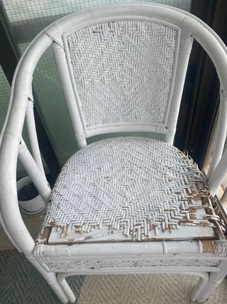 Mesa y 2 Sillas Mimbre con Cristal