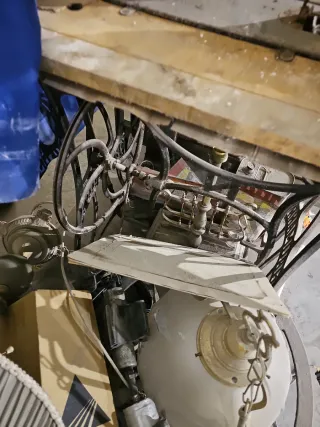 Máquina de coser Maumann antigua