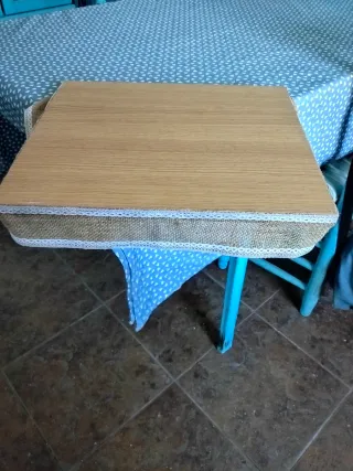 Estante recibidor madera y tela