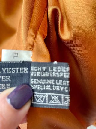 Chaqueta de cuero naranja