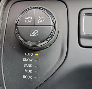 Jeep Renegade 2.0 Mjet 4x4 Deserthawk 2017