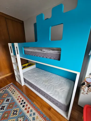 Habitación infantil litera castillo