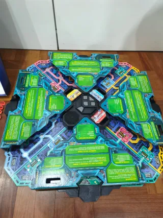 Juego de mesa Virus Omega MB (completo)