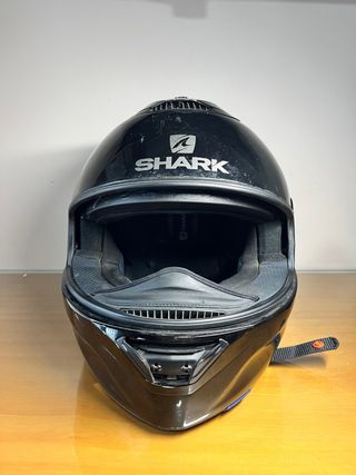 Casco SHARK integral negro – Marca reconocida