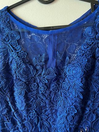 Vestido fiesta azul largo encaje