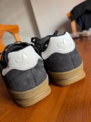 Adidas Jeans Vintage 20s