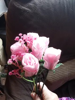 Ramo de rosas eternas fucsia