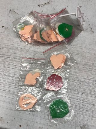 Lote 57 plumas figuras para dardos