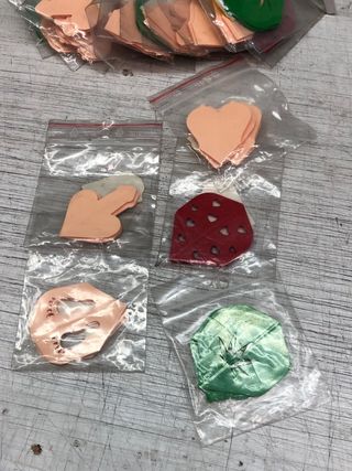 Lote 57 plumas figuras para dardos