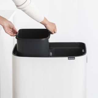 Brabantia Bo Hi Touch mecanismo de apertura con un