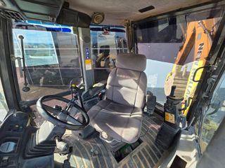 Retroexcavadora New Holland B100B