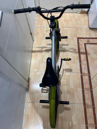 Bici BMX Plata