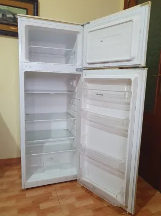Frigorífico Brandt blanco
