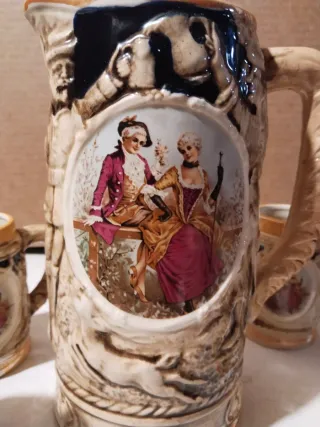 Set di brocca e bicchieri da birra