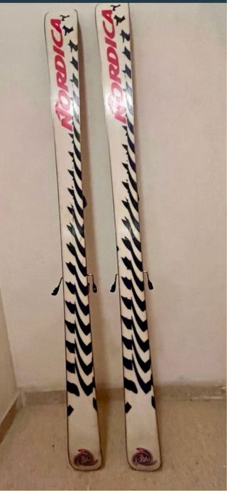Esquís Nórdica y Pieles K2