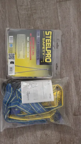 Arnés y cuerda Steelpro 1.5m sin estrenar