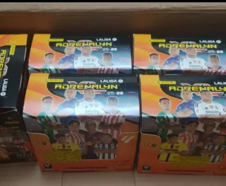 Caja 50 sobres Adrenalyn XL LaLiga 2025-26
