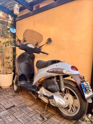 Piaggio Liberty 125 Scooter Automática