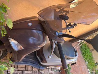 Piaggio Liberty 125 Scooter Automática