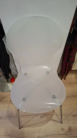 Silla Metacrilato Blanca Patas Cromadas