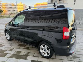 Ford Transit Courier 2018