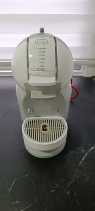 Cafetera Dolce Gusto Blanca