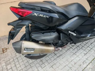 Yamaha Xmax 400 - 2015.