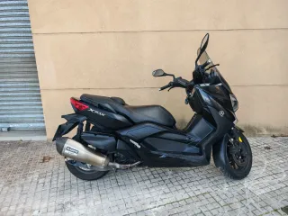 Yamaha Xmax 400 - 2015.