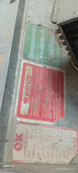 Vitrina sobremesa Infrico